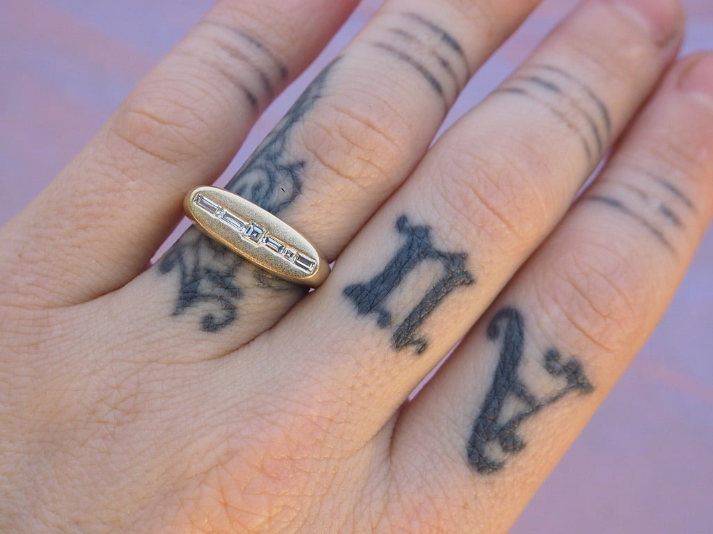 Tetris Oval Signet | Size 7.5