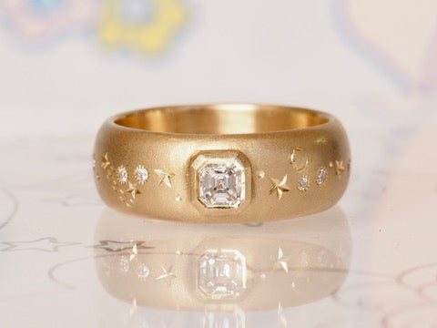 HD 105 | Asscher Cut Diamond Celestial Band