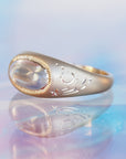 GR417 | E/W Moval Moonstone Galileo Ring