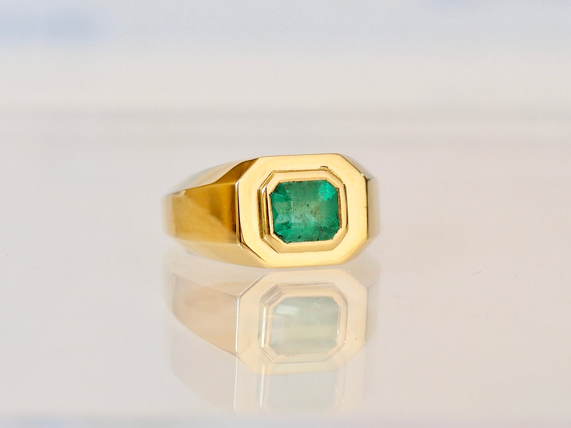 SS229 | Cut Corner Signet Ring | Emerald | size 3.75