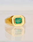 SS229 | Cut Corner Signet Ring | Emerald | size 3.75