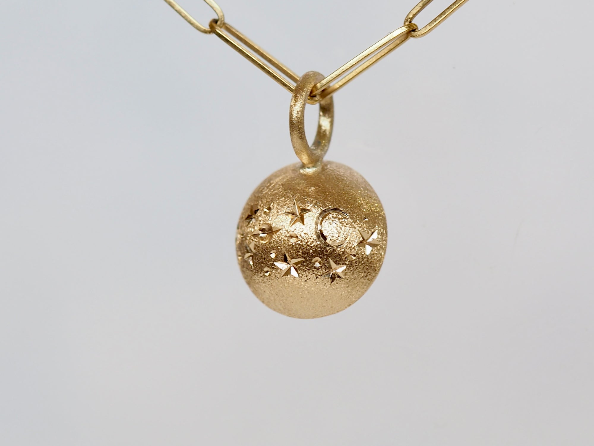 10mm Moonstone Galileo Pendant