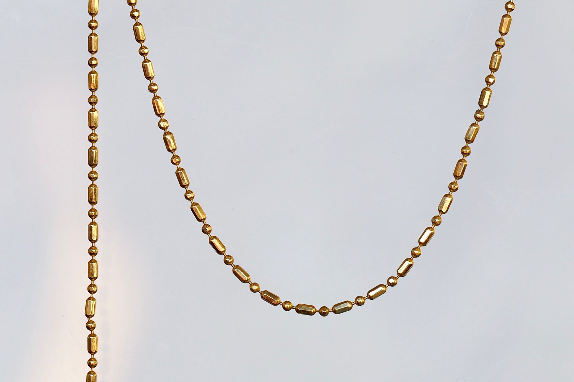 Alternating Bead Chain