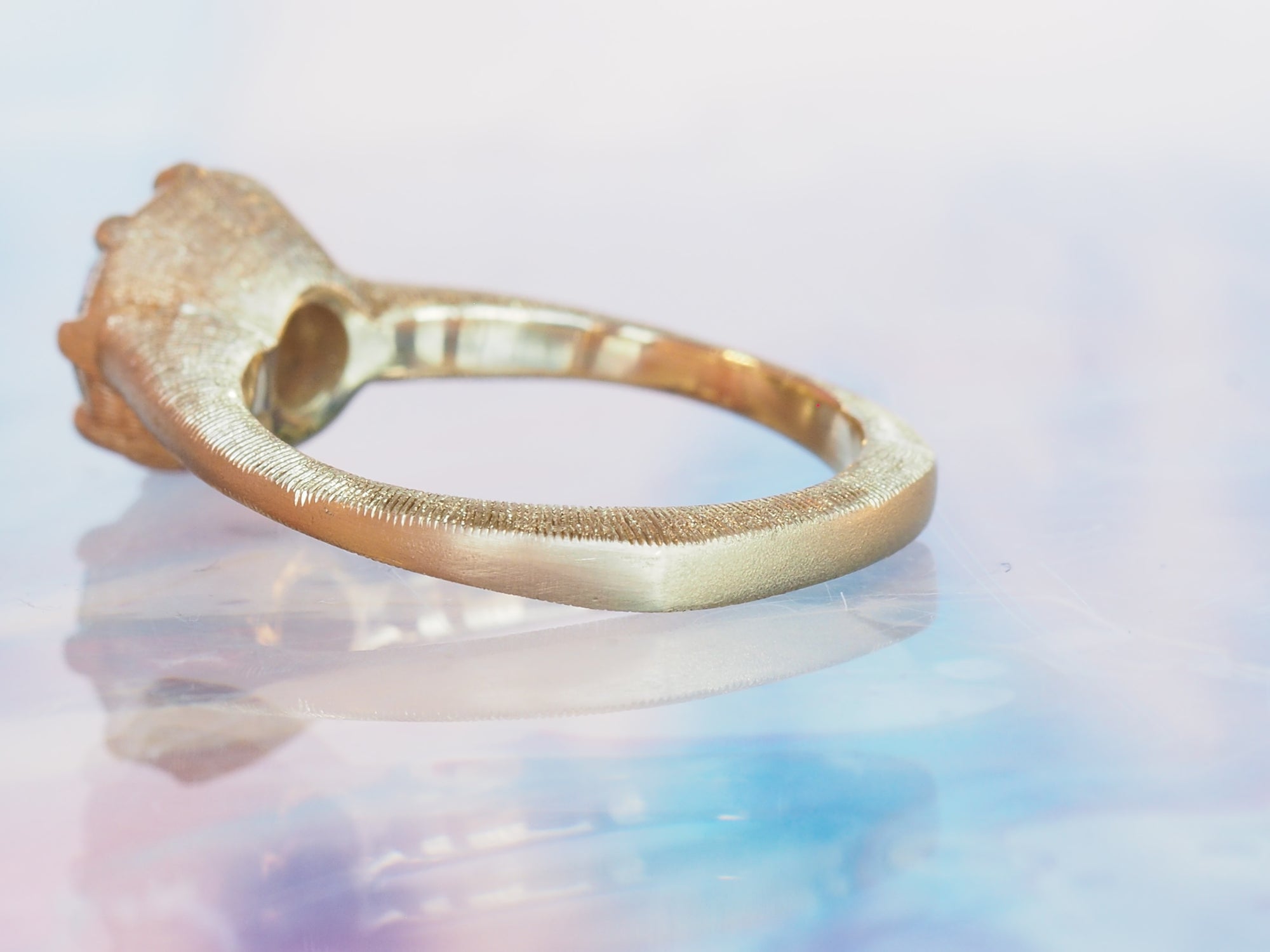 GR425 | Champagne Florentine Diamond