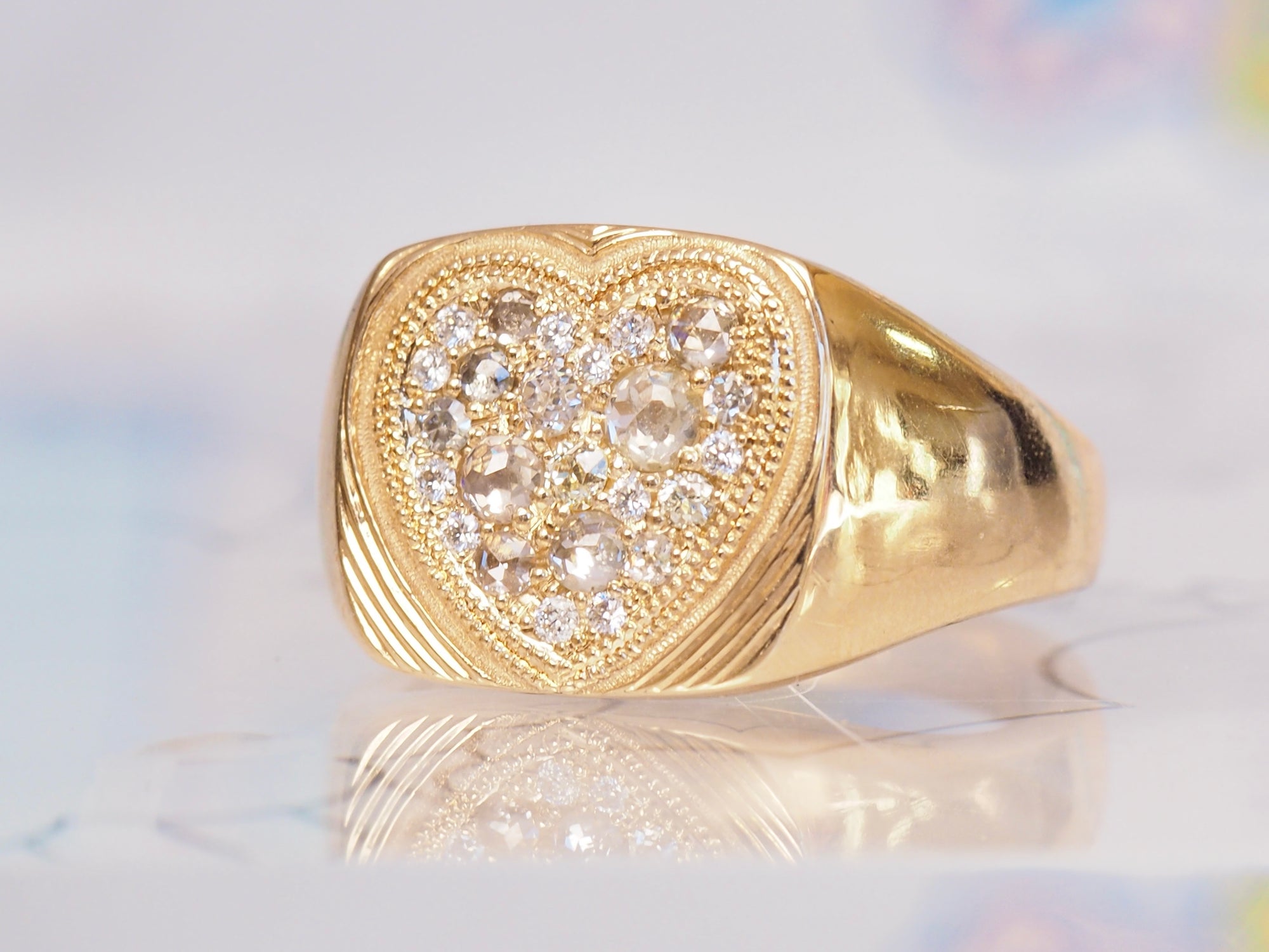 HD 107 | Rosecut Diamond Pave Heart Signet