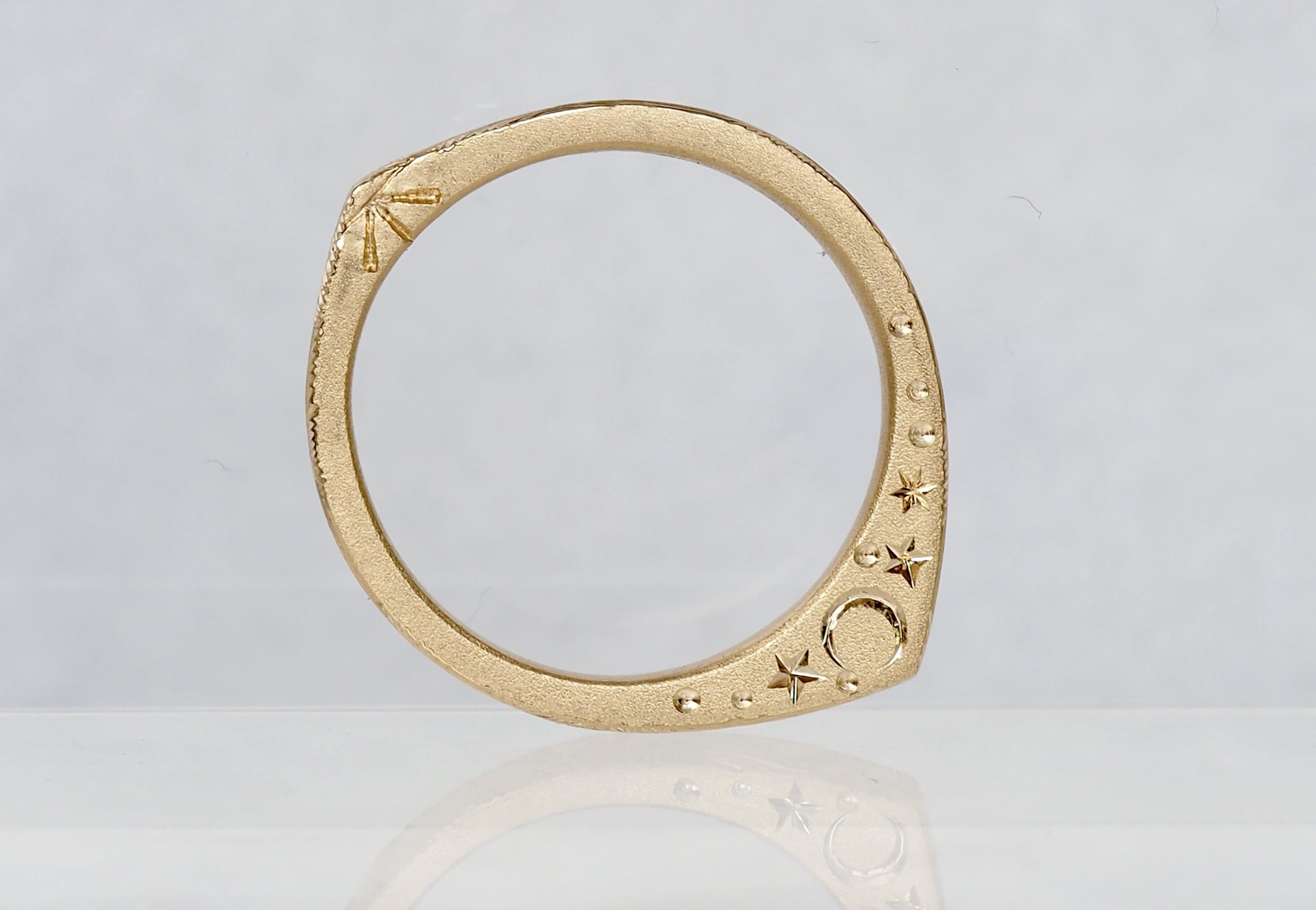 Celestial Wave | Engraved Slice Ring