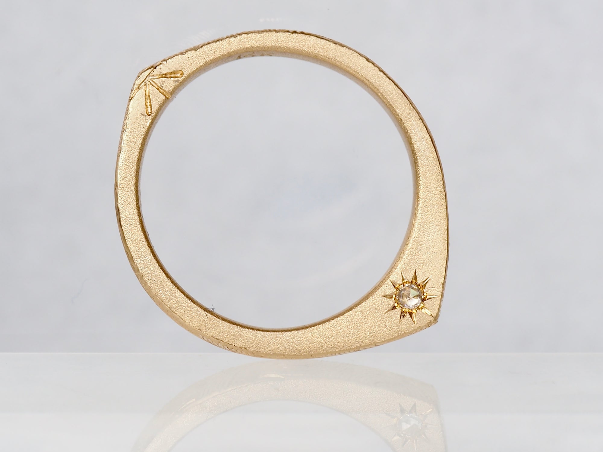 Celestial Wave | Engraved Slice Ring
