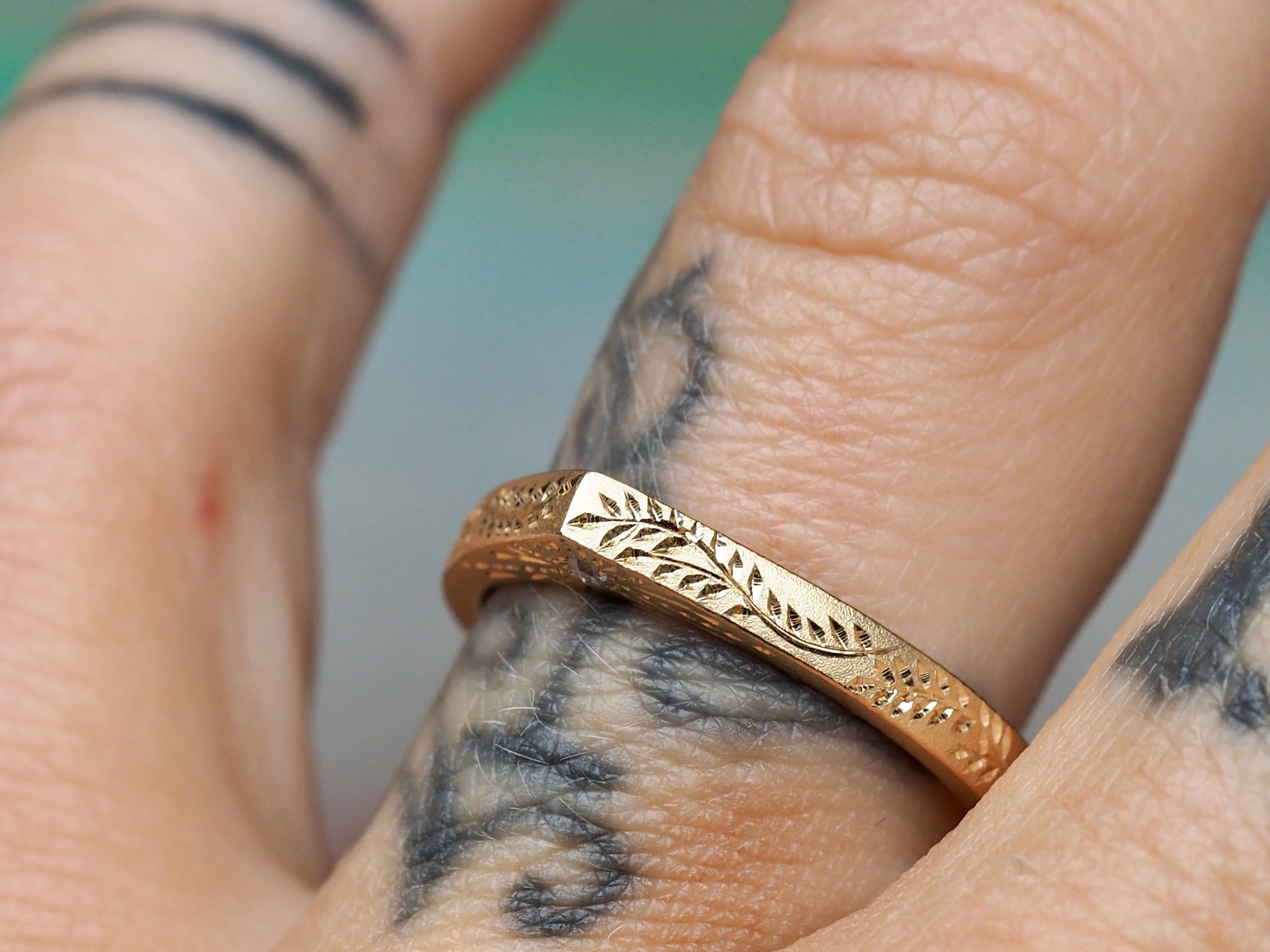 Rosecut Diamond | Engraved Slice Ring